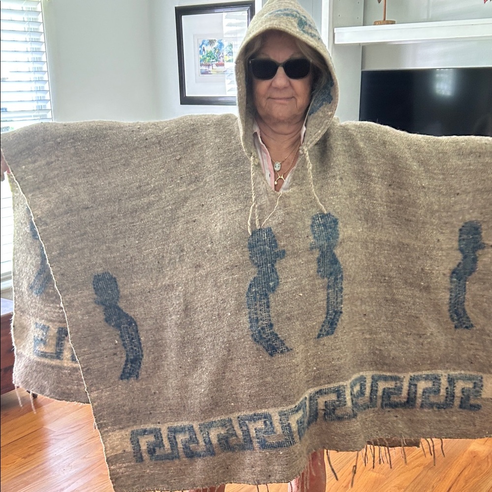 Authentic Peruvian poncho